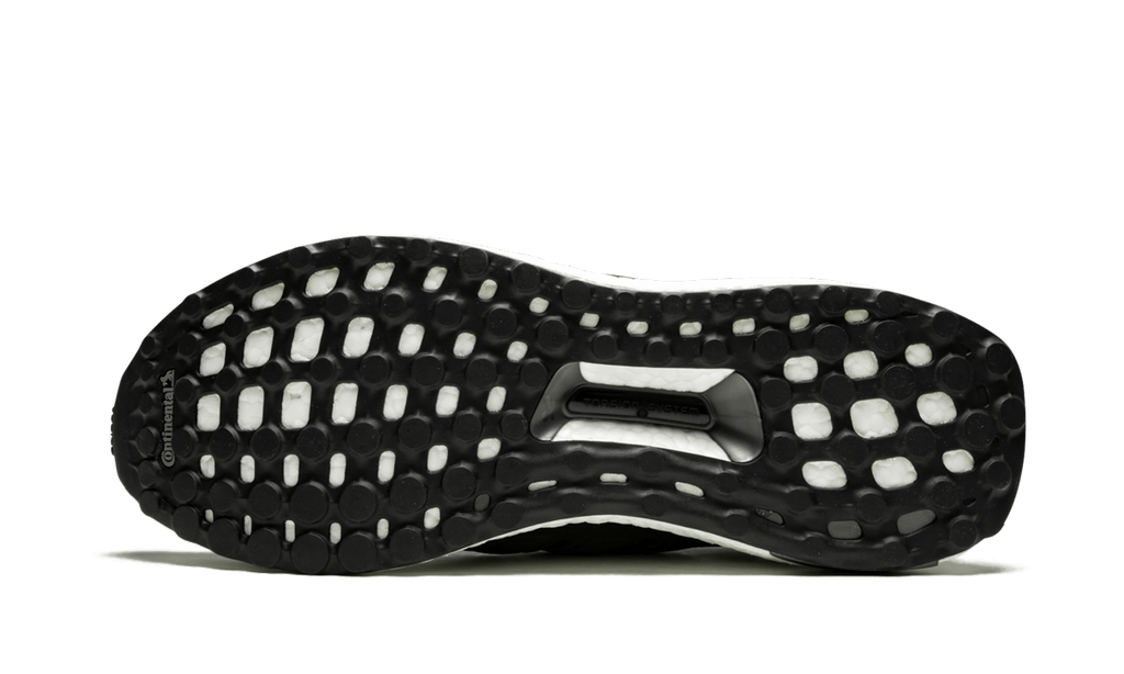 UltraBOOST "Trace Olive" S82018