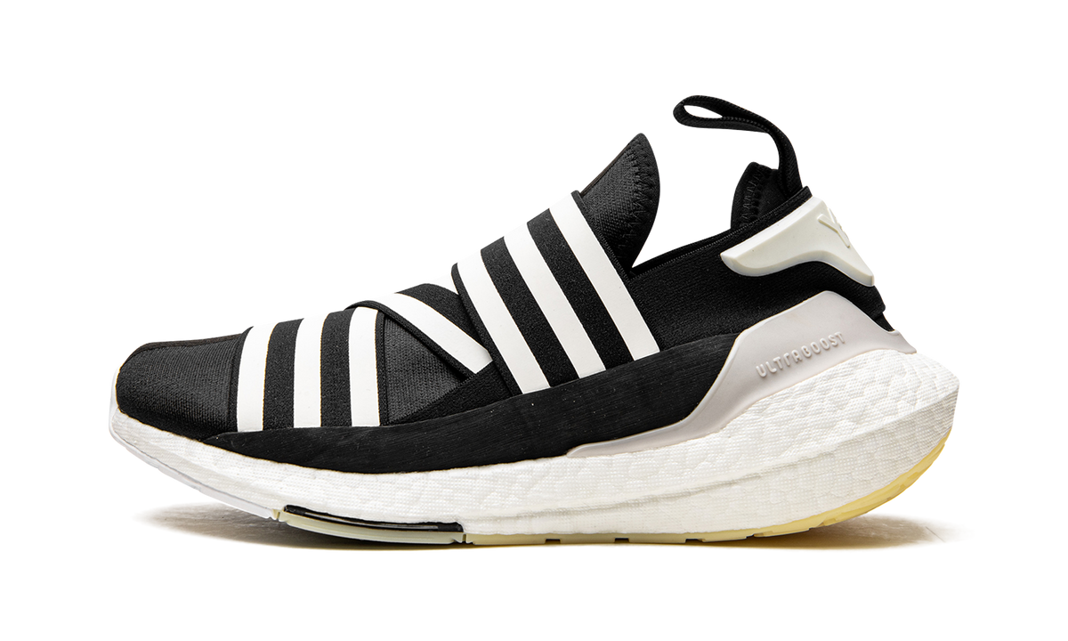 Y-3 Ultraboost 22 "Chalk Pearl" GX1079