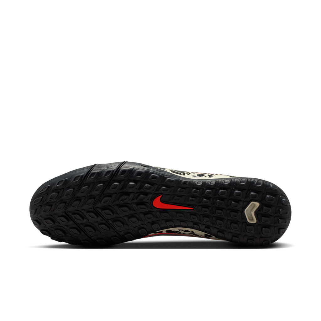 Men's United Mercurial Vapor 16 Academy Turf Low-Top Soccer Shoes