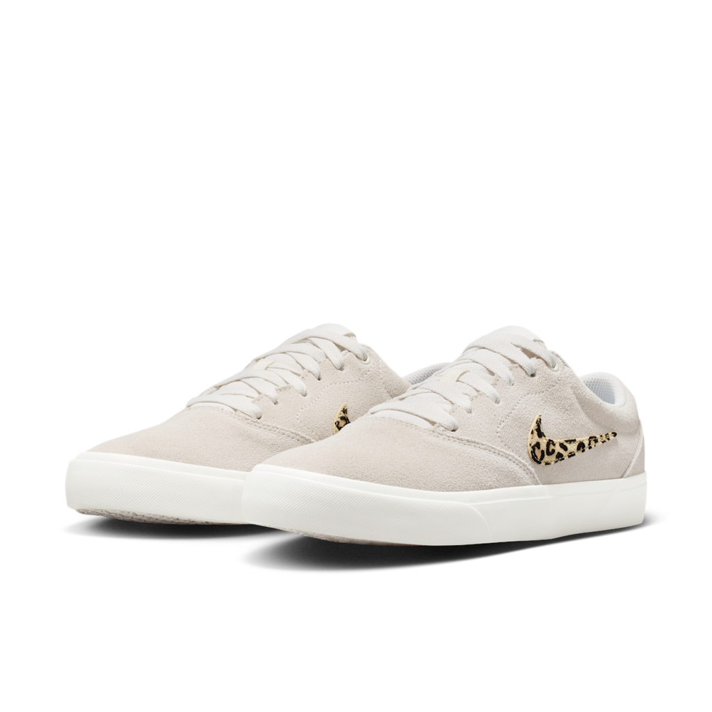 Women's Charge Suede SE Shoes