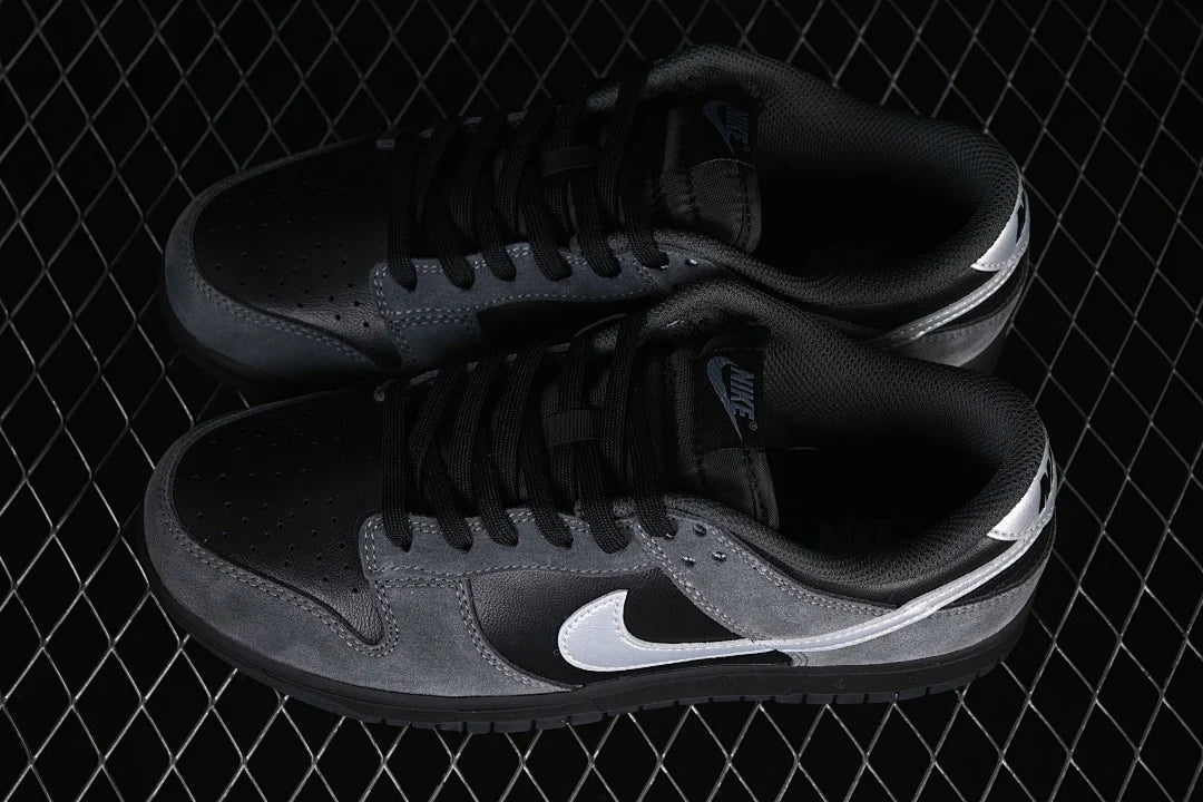 Nike SB Dunk Low "Anthracite"