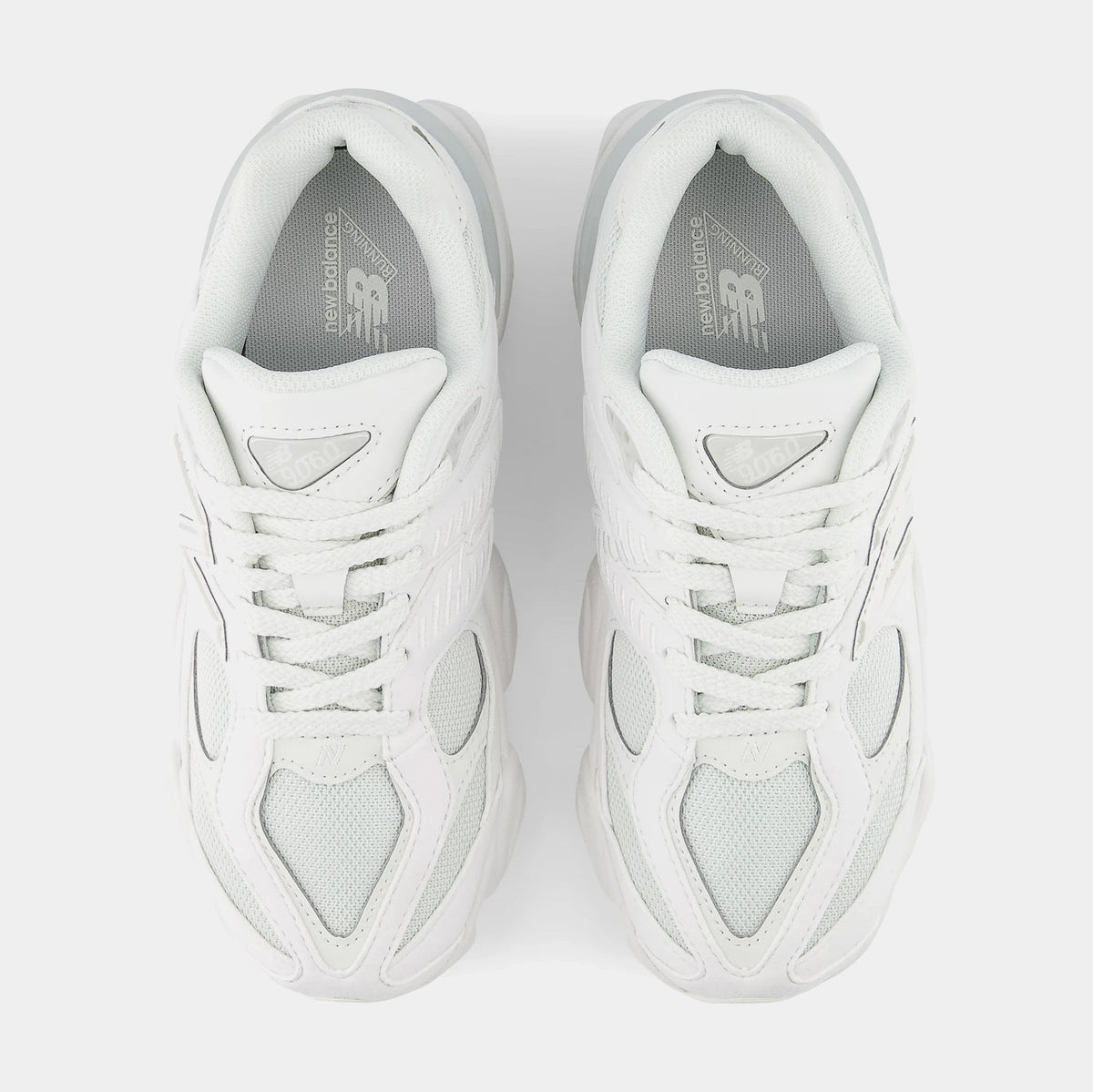 9060 Grade School Lifestyle Shoes (White/Reflection)