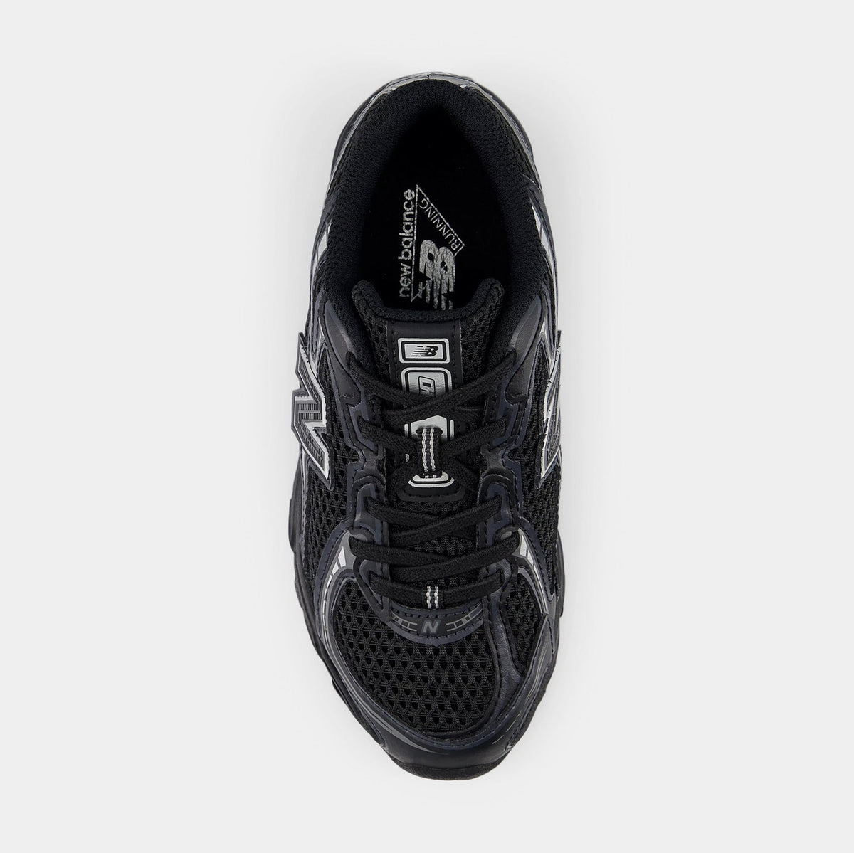 740 Preschool Running Shoes (Black/Silver Metallic)