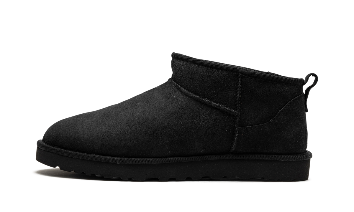 Classic Ultra Mini Boot "Black" 1137391 BLK