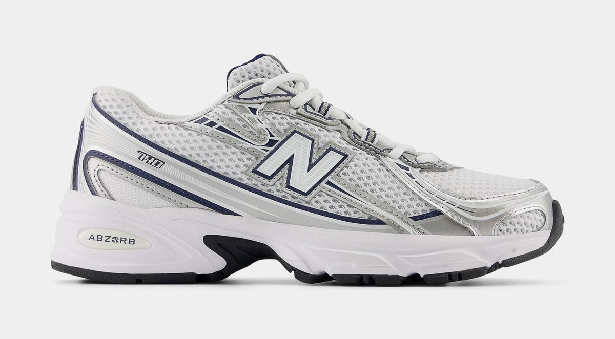 740 Lace Grade School Lifestyle Shoes (White/Navy)
