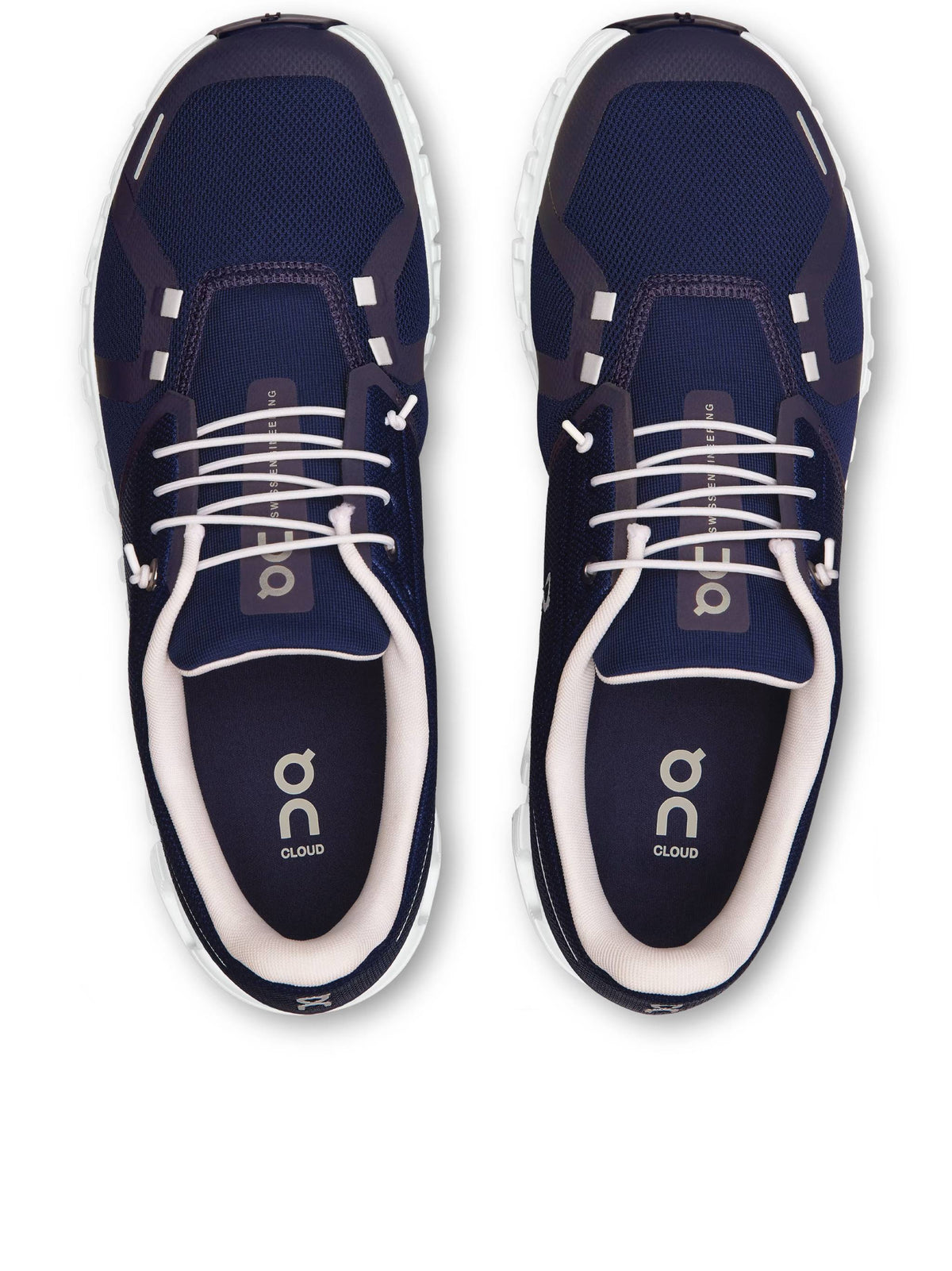 Low-Profile Sneakers with Breathable Mesh Upper and Flexible Sole