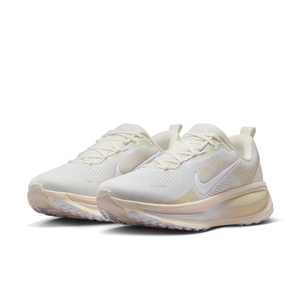 Women's Vomero 18 Road Running Shoes
