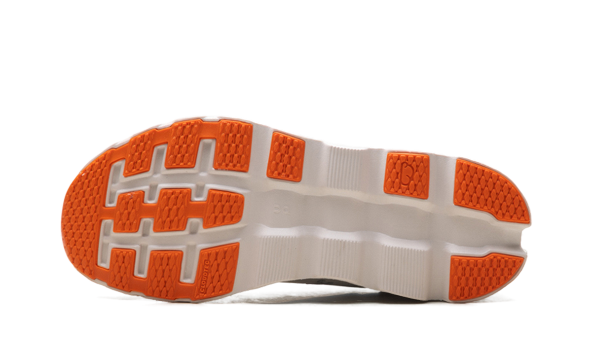 Cloudstratus WMNS "Undyed White Sand Orange" 3WD30121148