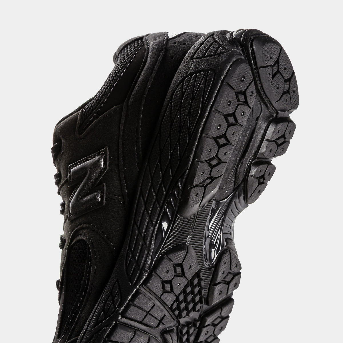 2002R Preschool Running Shoes (Black/Black Metallic)