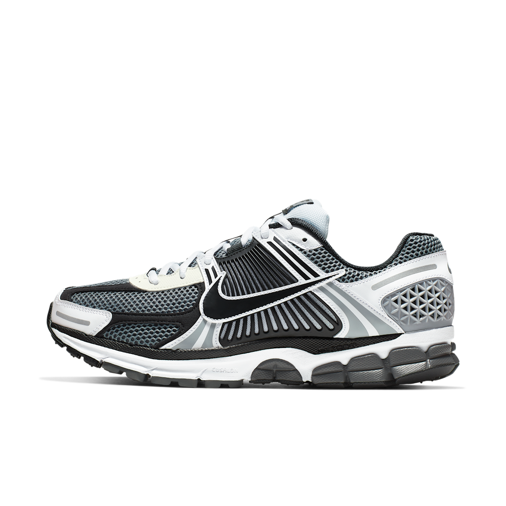 Men's Zoom Vomero 5 SE SP Shoes