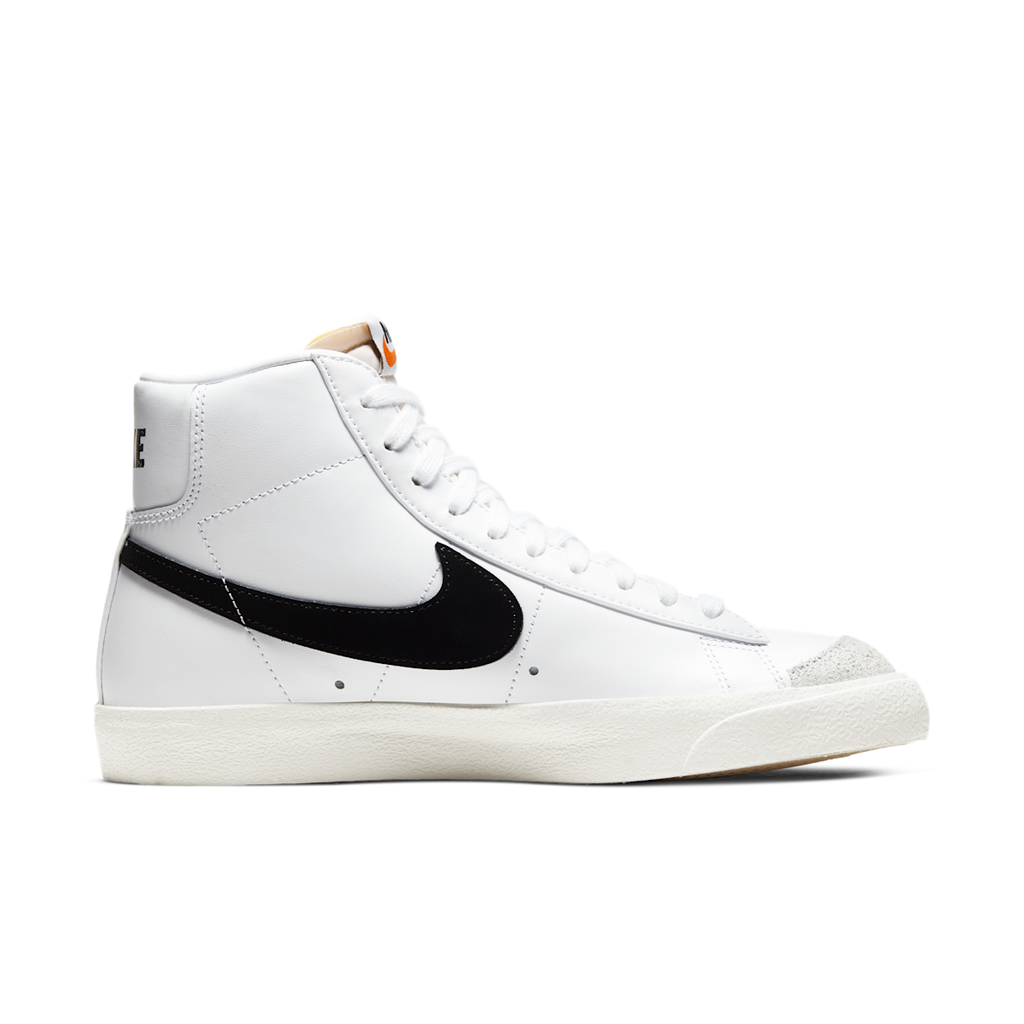 Women's Blazer Mid '77 Shoes