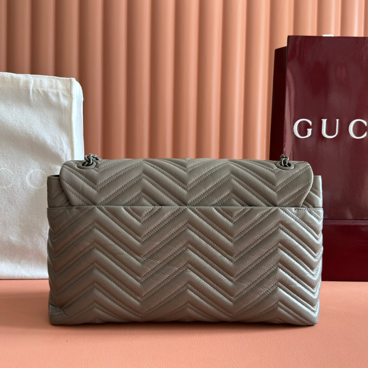 GUCCI 26S  MARMONT BAG 37 IN BROWNISH GRAY CALFSKIN