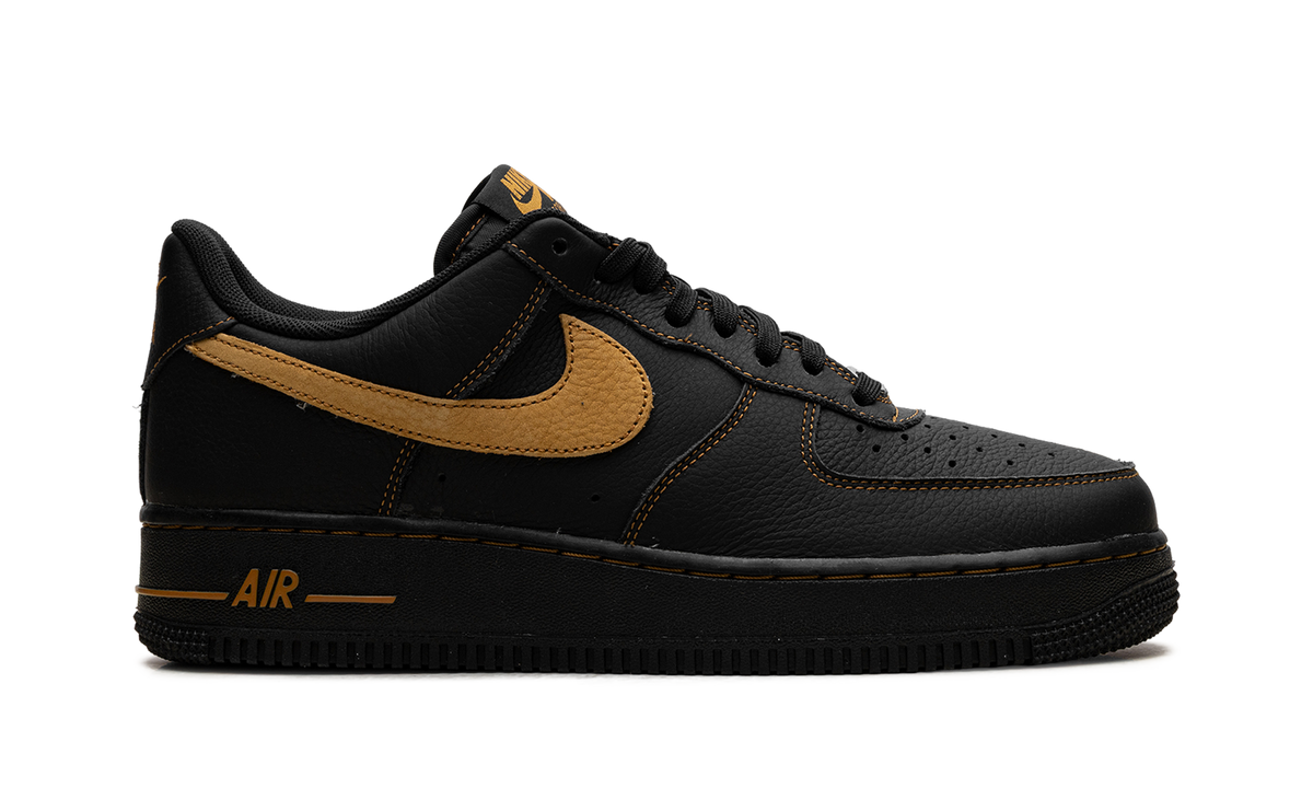 Air Force 1 Low '07 LV8 "Black Desert Ochre" HQ2037 003