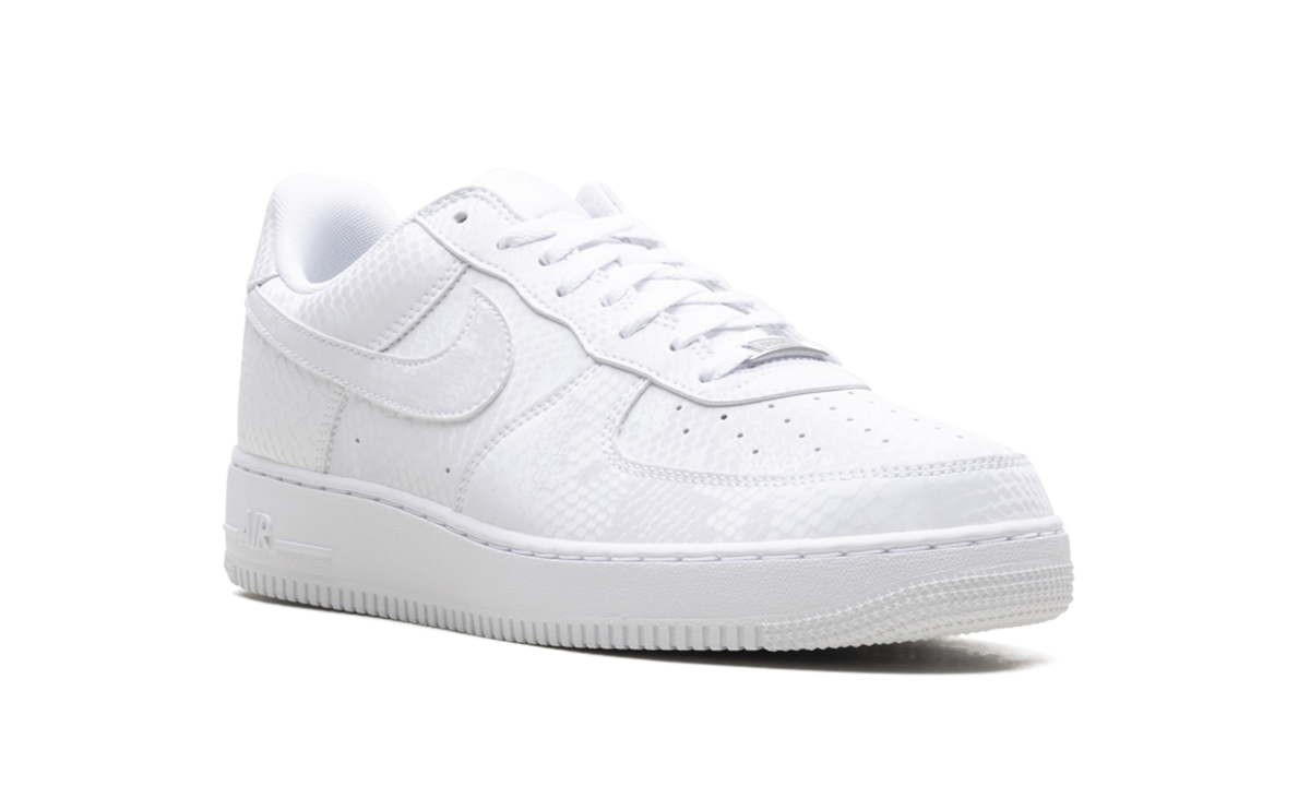 Air Force 1 Low "Kobe Bryant - Triple White" IB0018 100