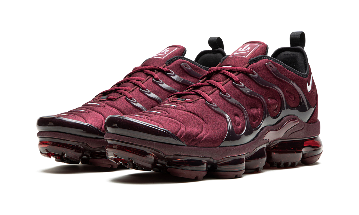 Nike Air VaporMax Plus "Burgundy" FN6850 681