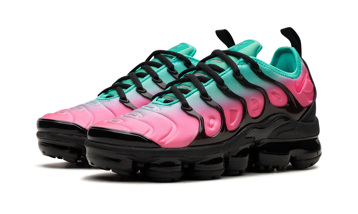 VAPORMAX PLUS WMNS "Miami Nights" FN7175 630