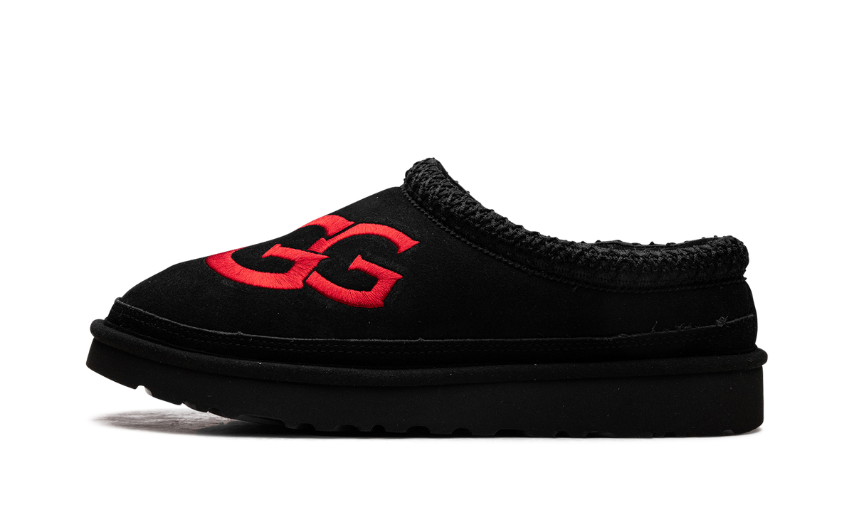 Tasman Logo Slipper "Black / Samba Red" 1112448 BSMR