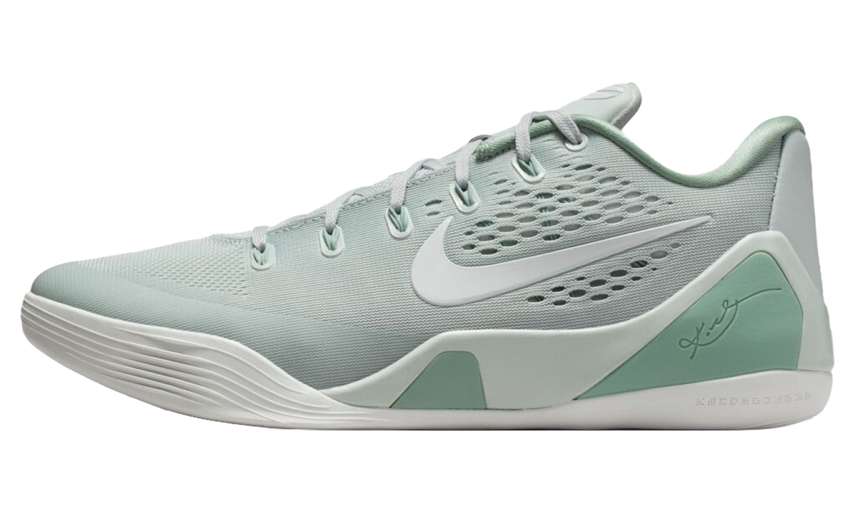 Kobe 9 EM Low Protro "Light Silver Steam" IH1401 003