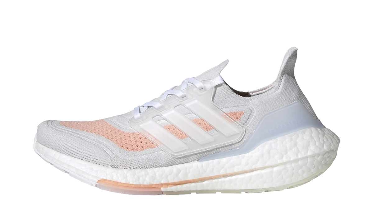 ULTRABOOST 21 WMNS "CRYSTAL WHITE/CLOUD WHITE/GLOW PINK" FY0396